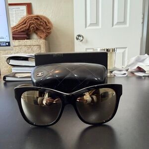 CHANEL Glossy Black Sunglasses